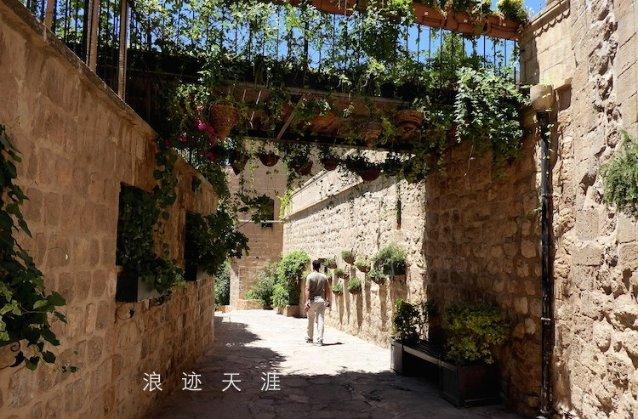 县委书记任职后政府债务暴增195倍 出镜忏悔时落泪：忘了父亲的重托